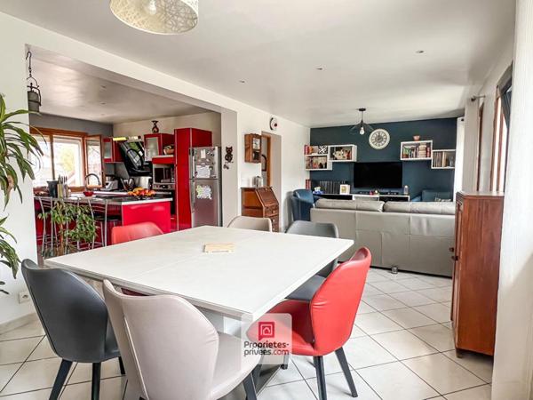 Maison familiale 122 m2 - 4 chambres - terrasse - jardin -  Crolles (38920)