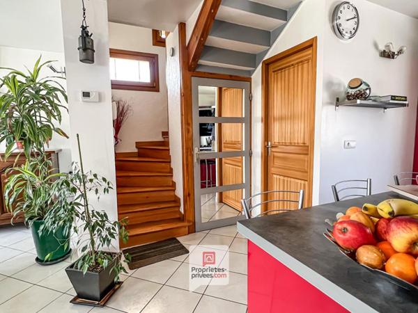 Maison familiale 122 m2 - 4 chambres - terrasse - jardin -  Crolles (38920)