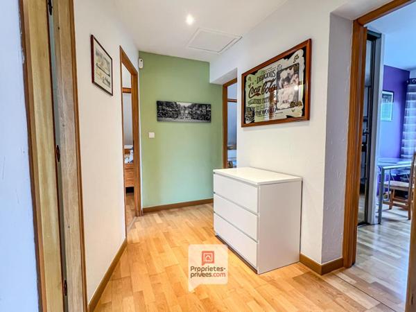 Maison familiale 122 m2 - 4 chambres - terrasse - jardin -  Crolles (38920)