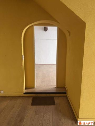 Immeuble en monopropriété avec terrasse côté cour en plein cœur du quartier Mazarin