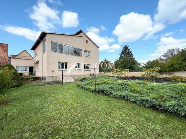 Maison 15 pièce(s) 10 chambre(s) 500 m²