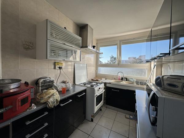 Achat appartement Bron - 4 pièce(s) - 63 m² - 160 000 €