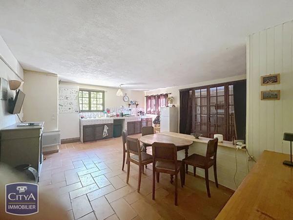Maison à vendre 5 pièces 110m² Saint-Raphaël (83700)