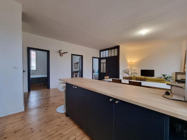 Location Appartement80 m² - 3 Pièces - AGEN (47000)