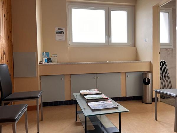 T4 DANS RESIDENCE SECURISEE , PARKING NUMEROTE, CAVE ET GRENIER