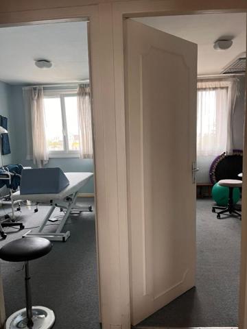 T4 DANS RESIDENCE SECURISEE , PARKING NUMEROTE, CAVE ET GRENIER