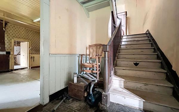 Maison à vendre    6 pièces •  Loures-Barousse