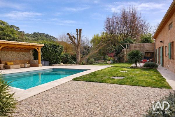 Maison à vendre 6 pièces 180 m² Aix-en-Provence