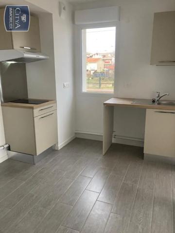 Appartement à louer 1 pièce 33.8m²