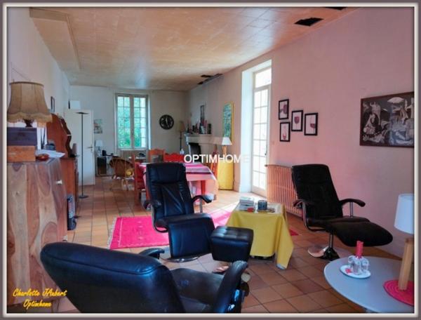Maison à vendre 4 pièces Proche de SAINT AULAYE PUYMANGOU (24)