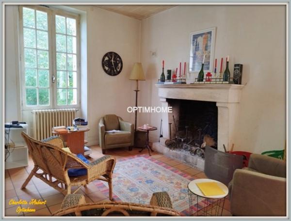 Maison à vendre 4 pièces Proche de SAINT AULAYE PUYMANGOU (24)