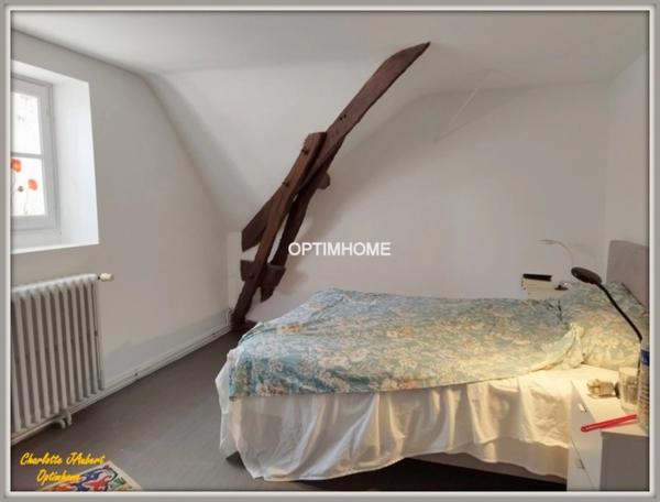 Maison à vendre 4 pièces Proche de SAINT AULAYE PUYMANGOU (24)