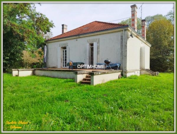 Maison à vendre 4 pièces Proche de SAINT AULAYE PUYMANGOU (24)