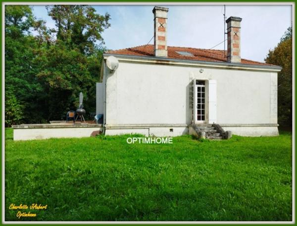 Maison à vendre 4 pièces Proche de SAINT AULAYE PUYMANGOU (24)