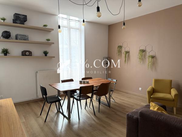 Appartement
                                                                                                                                                                                                                                                                                                                        3 pièce(s)                                                                                                                                                                                                          2 chambre(s)                                                                                                                                                                                                          65  m²