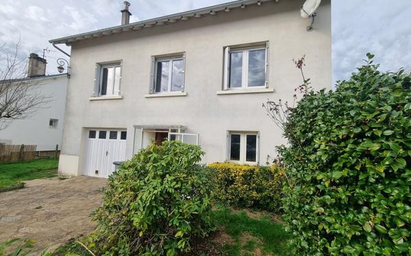 Maison à vendre    5 pièces • 118 m2 Saint-Yrieix-la-Perche