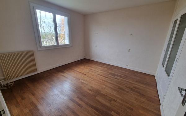 Maison à vendre    5 pièces • 118 m2 Saint-Yrieix-la-Perche