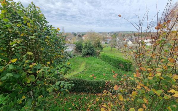 Maison à vendre    5 pièces • 118 m2 Saint-Yrieix-la-Perche