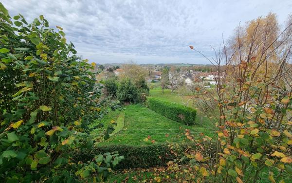 Maison à vendre    5 pièces • 118 m2 Saint-Yrieix-la-Perche