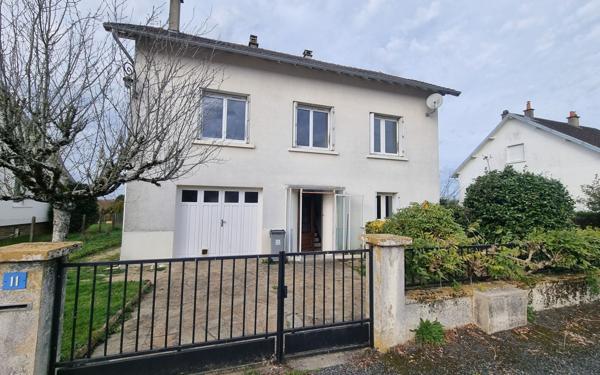 Maison à vendre    5 pièces • 118 m2 Saint-Yrieix-la-Perche