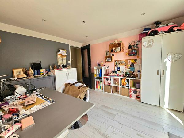Maison 224m², plain-pied, La Farlède, Secteur calme, recherché et proche centre-ville