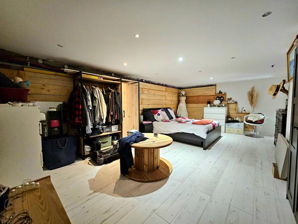 Maison 224m², plain-pied, La Farlède, Secteur calme, recherché et proche centre-ville