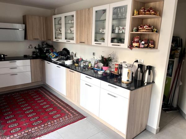 Appartement T6 de standing avec grande terrasse