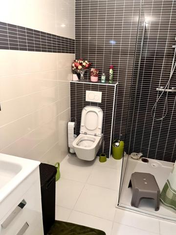 Appartement T6 de standing avec grande terrasse