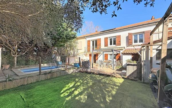 Maison à vendre    4 pièces •  Avignon