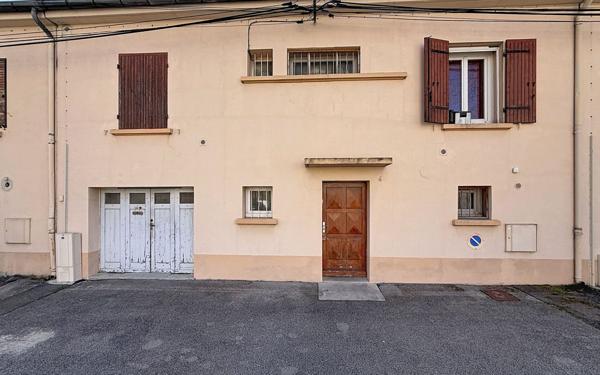 Maison à vendre    4 pièces •  Avignon