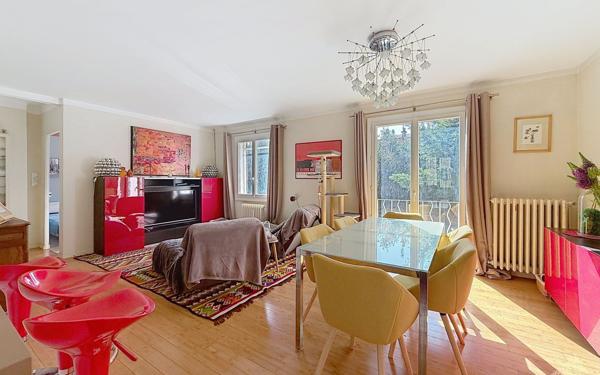 Maison à vendre    4 pièces •  Avignon