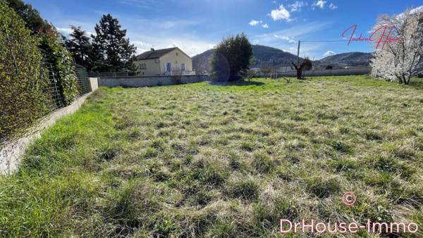 Terrain à vendre de 1 213 m²