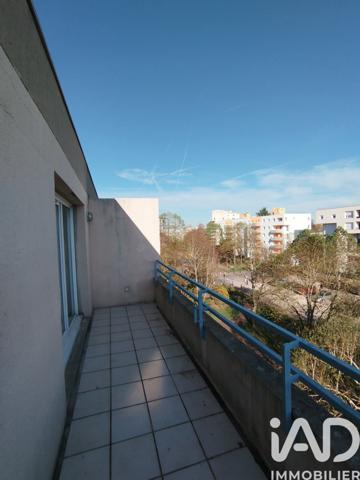 Appartement à vendre 4 pièces 71,48 m² Évry-Courcouronnes