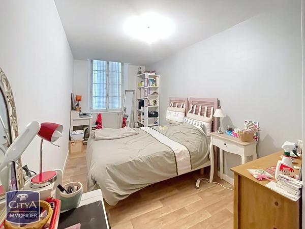 Immeuble à vendre 478.21m² Caen (14000)