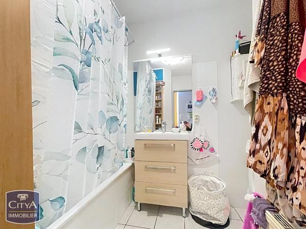 Immeuble à vendre 478.21m² Caen (14000)