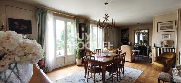 Maison Rosny Sous Bois 7 pièce(s) 137 m2