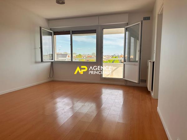 Sartrouville - Les Dix Arpents - Appartement 2 pièces 43.31 m2 avec terrasse et cave 199 900 € **  - Référence  9524