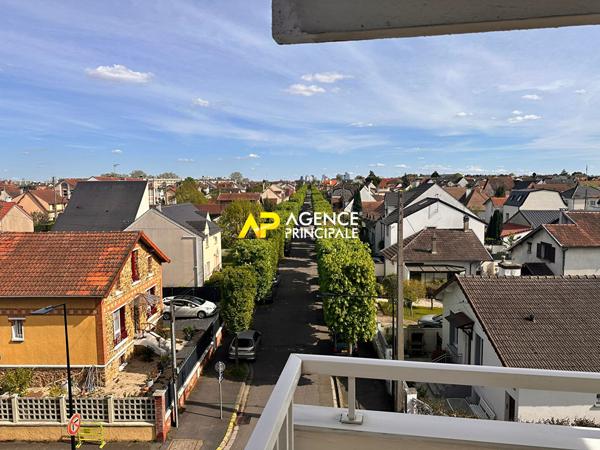 Sartrouville - Les Dix Arpents - Appartement 2 pièces 43.31 m2 avec terrasse et cave 199 900 € **  - Référence  9524