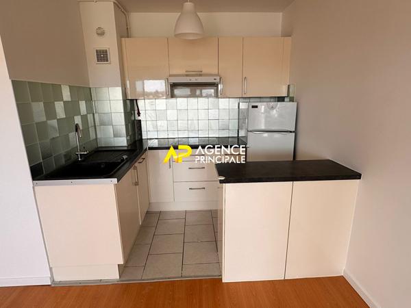Sartrouville - Les Dix Arpents - Appartement 2 pièces 43.31 m2 avec terrasse et cave 199 900 € **  - Référence  9524