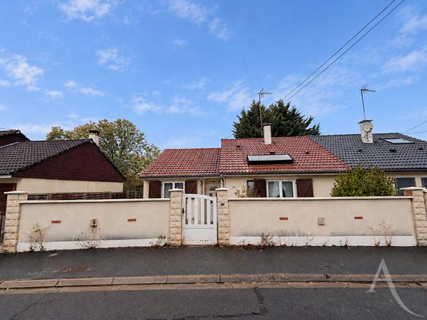 Bourges Asnières - Maison mitoyenne de plain-pied - A rénover
