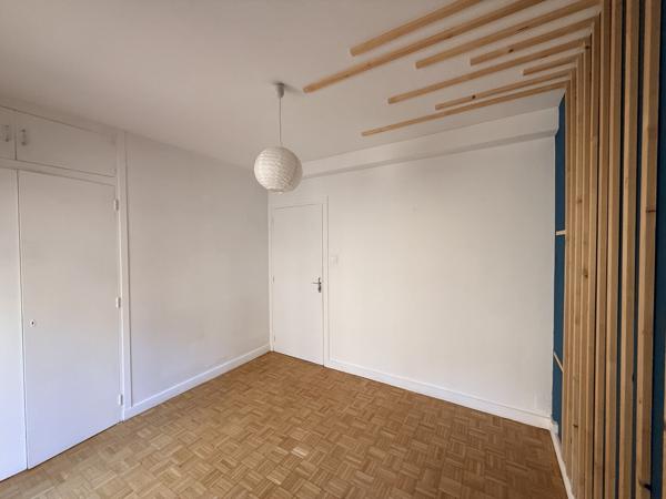 Appartement quartier proche Coubertin - Salins avec balcons