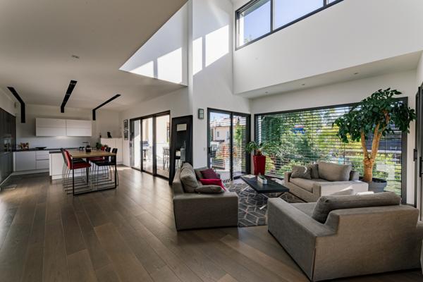 Clamart (92140) Maison contemporaine d’architecte à Clamart — Luminosité, espace, qualité
