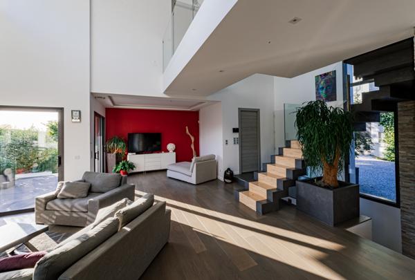 Clamart (92140) Maison contemporaine d’architecte à Clamart — Luminosité, espace, qualité