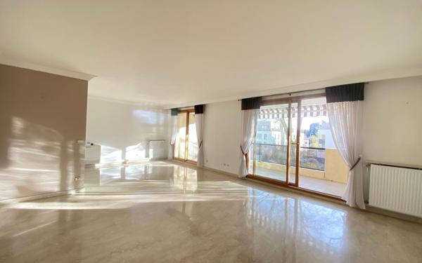 Appartement à louer    4 pièces • 118,01 m2 Fontaines-sur-Saône