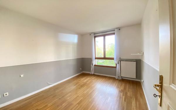 Appartement à louer    4 pièces • 118,01 m2 Fontaines-sur-Saône