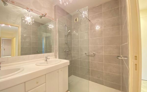 Appartement à louer    4 pièces • 118,01 m2 Fontaines-sur-Saône