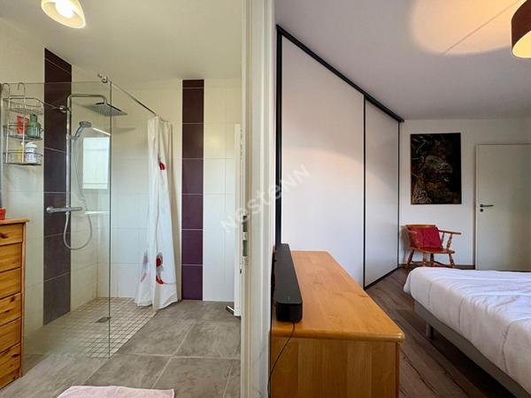 Superbe maison contemporaine d'environ 114 m² avec 3 chambres dont une suite parentale sur 1 000 m² de terrain