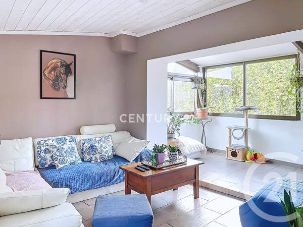 Maison à vendre  4 pièces - 117,38 m2 ROQUEVAIRE - 13