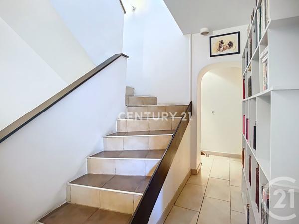 Maison à vendre  4 pièces - 117,38 m2 ROQUEVAIRE - 13