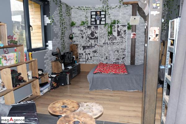 Maison à SAINT-GERMAIN-LES-VERGNES, 19330 - 6 pièces 190m²